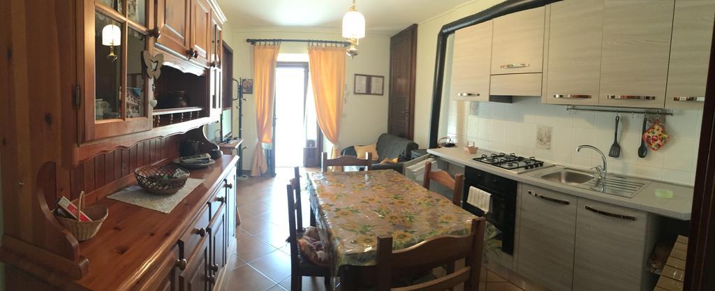 Agriturismo La Grange Пон-Сен-Мартен Номер фото