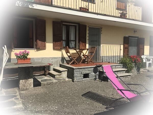 Agriturismo La Grange Пон-Сен-Мартен Екстер'єр фото